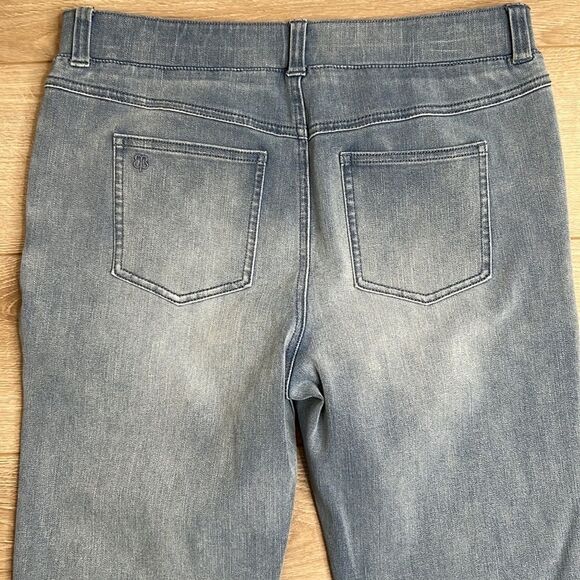 Betabrand Medium Petite Stretchy Jeans Size 8P - Picture 7 of 10